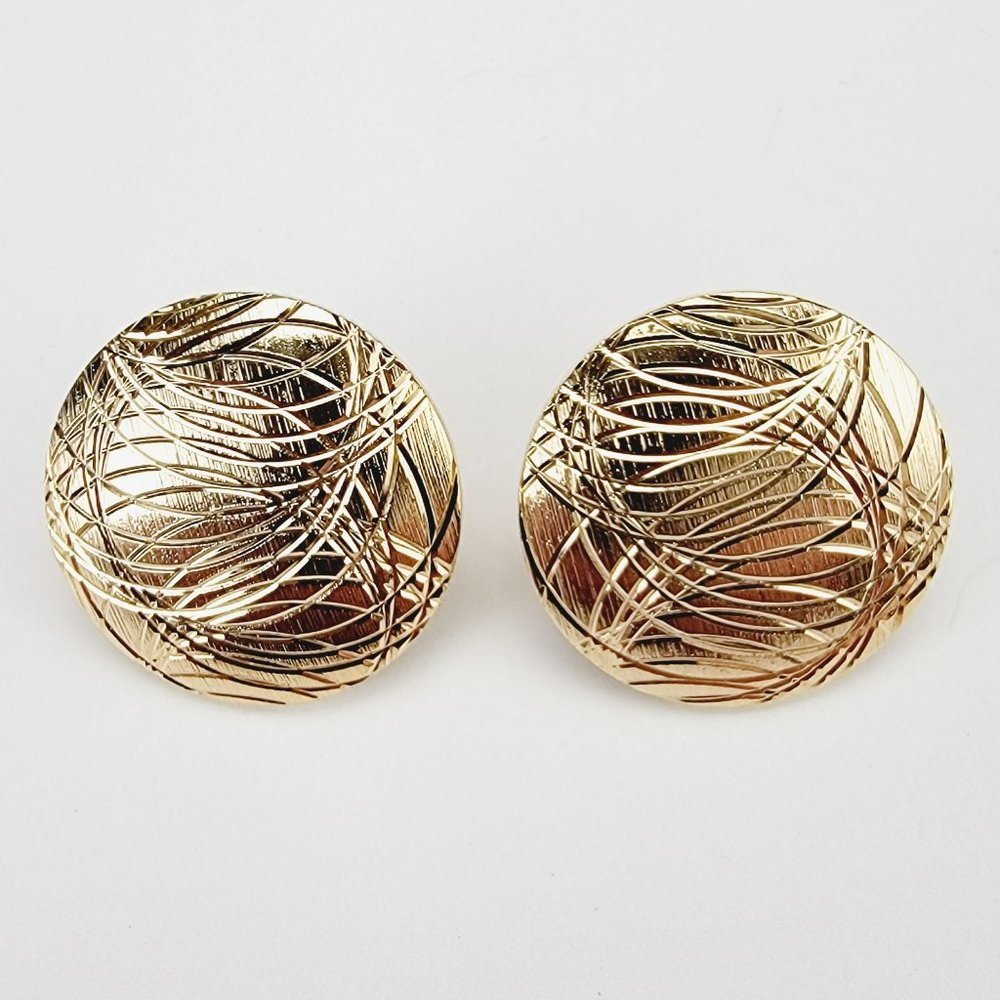 Vintage Gold Tone‎ Textured Etched Round Button Clip On Earrings Statement 1"